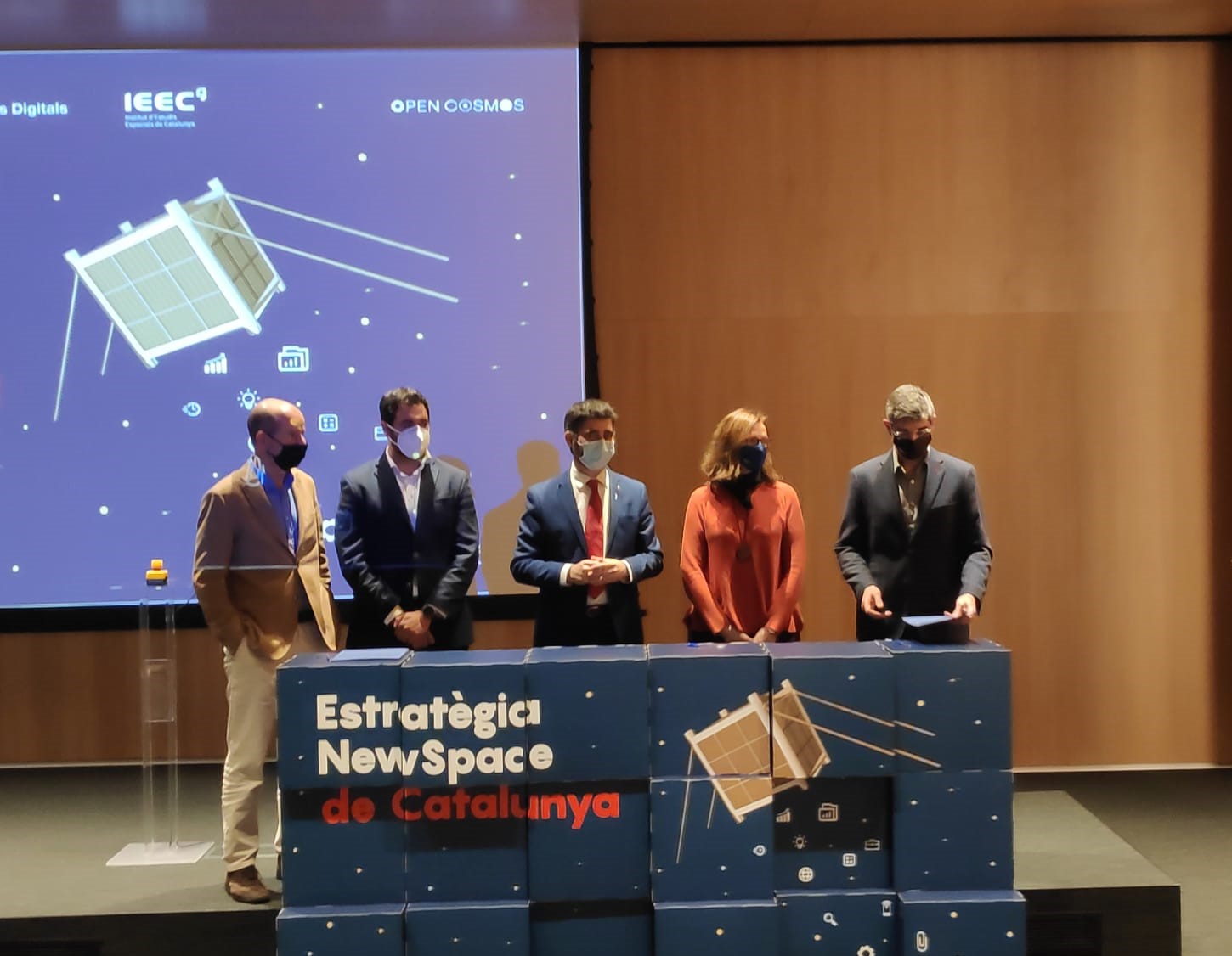 Adjudication of the contracts tendered by IEEC for the construction of two nanosatellites
