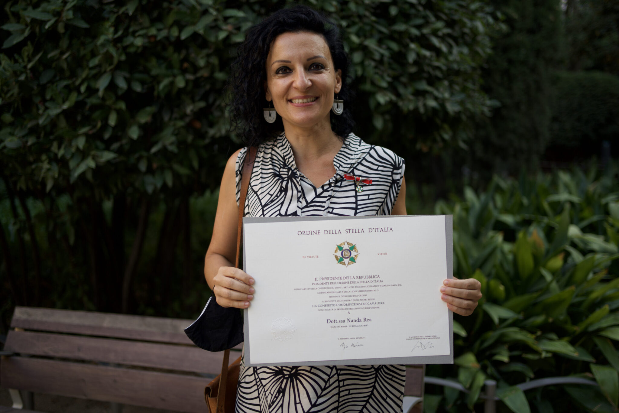 IEEC researcher Nanda Rea awarded Knight of the Order of the Star of Italy