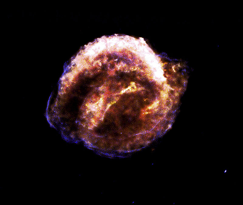 Científics detecten una supernova de tipus Ia des del mateix moment del seu naixement