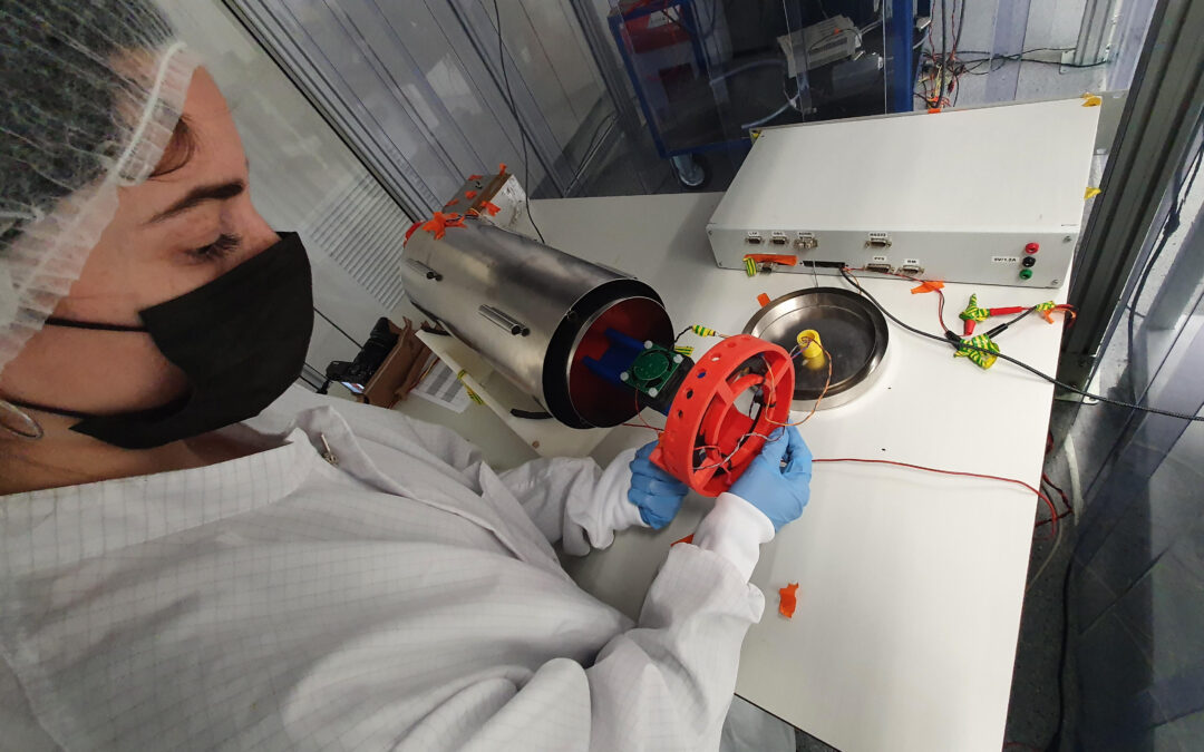 MELISA, the compact magnetic sensor prototype to reduce noise on large space missions