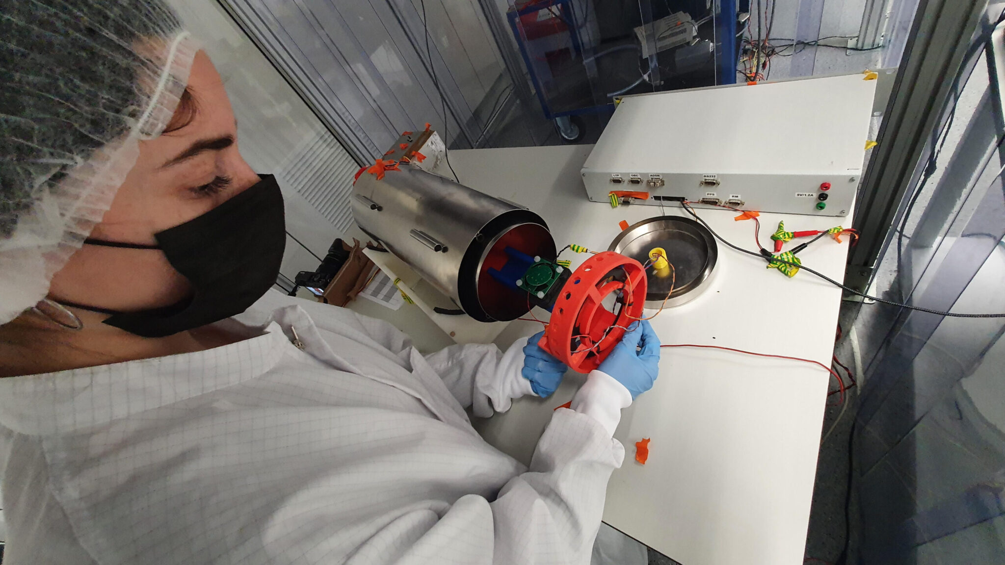 MELISA, the compact magnetic sensor prototype to reduce noise on large space missions